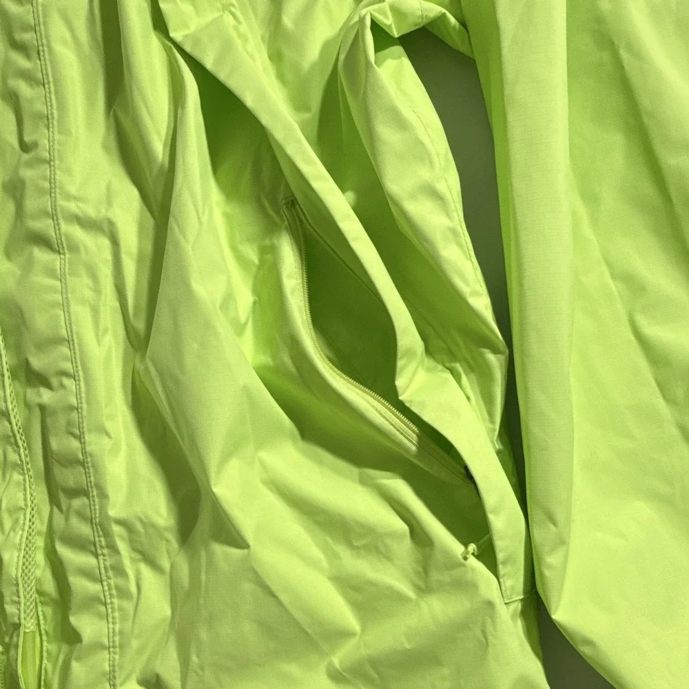 The North Face Mens DryVent Windbreaker Jacket Neon Lime Green Gray Small